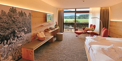 Golfurlaub - Pools: Innenpool - Baden-Baden - Zimmer Kategorie E - Hotel Grüner Wald