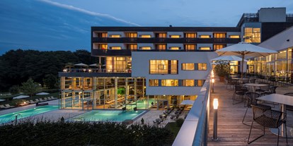 Golfurlaub - Bademantel - Thermenland Steiermark - Spa Resort Styria