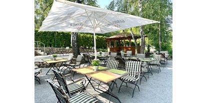 Golfurlaub - Hotel-Schwerpunkt: Golf & Hund - Bayern - Biergarten - Best Western Hotel Polisina