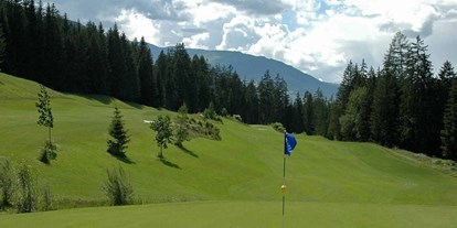 Golfurlaub - Putting-Greens - Davos Dorf - Boutique Hotel Bellevue Wiesen