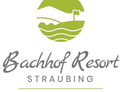 Golfurlaub - Zimmer mit Fernsicht - Bayerischer Wald - Logo - Bachhof Resort Straubing - Hotel und Apartments