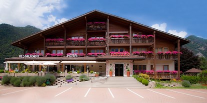 Golfurlaub - Zimmersafe - Grindelwald - Hotel Aussenansicht - SALZANO Hotel - Spa - Restaurant