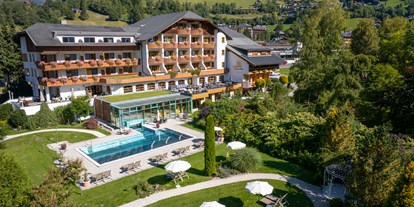 Golfurlaub - Klassifizierung: 4 Sterne - Region Bad Kleinkirchheim - Hotel Kolmhof mit Gartenblick und Außenpool - Der Kolmhof