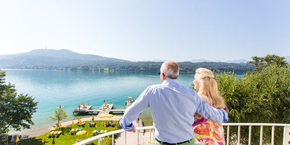 Golfurlaub - Sonnenterrasse - Drobollach am Faaker See - Alle Zimmer mit Balkon und Seeblick  - Werzer’s Seehotel Wallerwirt