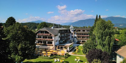 Golfurlaub - Bademantel - Drobollach am Faaker See - Ferienhotel Schönruh
