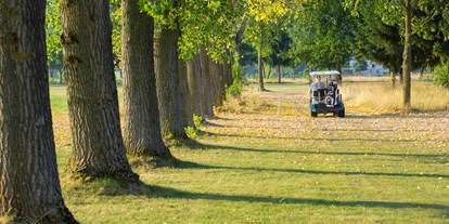 Golfurlaub - Shuttle-Service zum Golfplatz - Mostviertel - Golfplatz Schloss Ernegg von Rainer Mirau - Schloss Ernegg