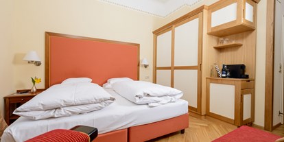 Golfurlaub - Zimmersafe - Niederösterreich - Doppelzimmer mit Balkon - Hotel Herzoghof