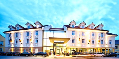 Golfurlaub - Bademantel - Süd & West Steiermark - Stainzerhof - Hotel und Restaurant