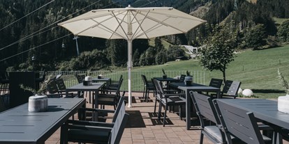 Golfurlaub - Hotelbar - Pinzgau - VAYA Zell am See