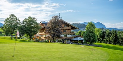 Golfurlaub - Parkplatz - Rasmushof Hotel Kitzbühel