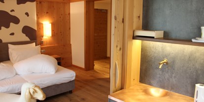 Golfurlaub - Reischach (Trentino-Südtirol) - Suite "Stria" mi Balkon und Bergblick -  Hotel Emmy-five elements