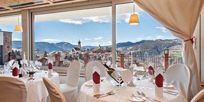 Golfurlaub - Golfbagraum - Trentino-Südtirol - Speisesaal -  Hotel Emmy-five elements