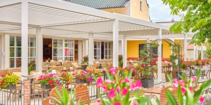 Golfurlaub - Hotel-Schwerpunkt: Golf & Familie - Deutschland - Terrasse - Gutshof Penning