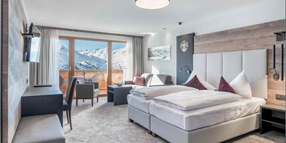 Golfurlaub - Badewanne - Seefeld in Tirol - Doppelzimmer Gletscherblick  - SKI | GOLF | WELLNESS Hotel Riml****S