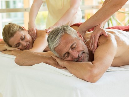 Golfurlaub - Umgebungsschwerpunkt: Berg - Massage im Romantik- & Wellnesshotel Deimann - Romantik- & Wellnesshotel Deimann