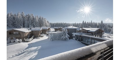 Golfurlaub - Sonnenterrasse - Böhmerwald - INNs HOLZ Chaletdorf Resort im Winter - INNs HOLZ Chaletdorf