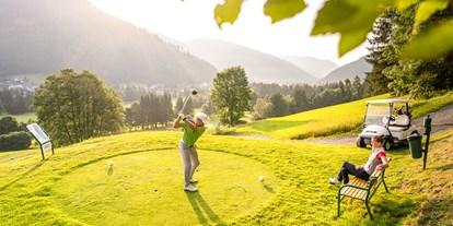 Golfurlaub - Hunde am Golfplatz erlaubt - Österreich - Golfen mit Bergpanorama - Hotel GUT Trattlerhof & Chalets****