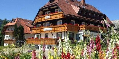 Golfurlaub - Clubhaus - Hinterzarten - Hotel Zartenbach B&B 