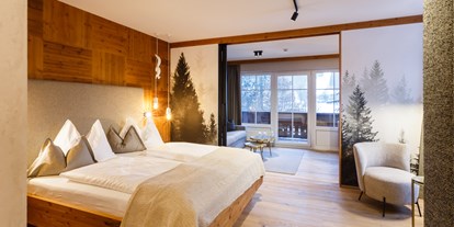 Golfurlaub - Balkon - Tirol - Komfort Suite "Fichtenwald" - Landhotel Schermer