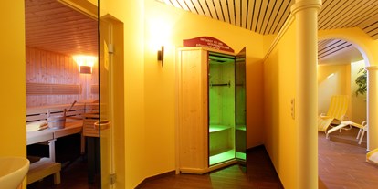 Golfurlaub - Bademantel - Fieberbrunn - Saunabereich mit finnischer Sauna, Vitarium, Infrarotkabine, Dampfbad. - Hotel Alpenhof Brixen