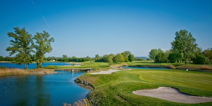 Golfurlaub - Driving Range: überdacht - Gumpoldskirchen - 18 Loch European Tour Championship Course - Golfresort Diamond Country Club