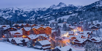 Golfurlaub - Doppelwaschbecken - Schweiz - Golfhotel im Winter - GOLFHOTEL Les Hauts de Gstaad & SPA