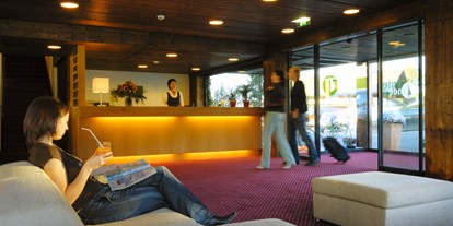 Golfurlaub - Hotelbar - Sonthofen - Rezeption Wellnesshotel Linde  - Wellnesshotel Linde****