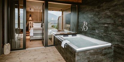 Golfurlaub - Badewanne - Deutschland - SPA Suite - Bergkristall - Mein Resort im Allgäu
