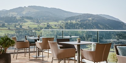 Golfurlaub - Bademantel - Bayern - Terrasse Weitblick - Bergkristall - Mein Resort im Allgäu