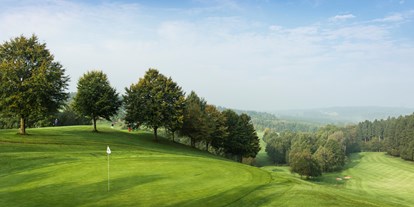 Golfurlaub - Terrasse - Ostbayern - Golfplatz Lederbach - Fürstenhof ****s Quellness- und Golfhotel