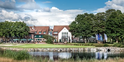 Golfurlaub - Hotel-Schwerpunkt: Golf & Kulinarik - Deutschland - Rückansicht Hotel - Steigenberger Hotel Treudelberg Hamburg