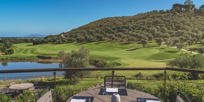 Golfurlaub - Golftrolley-Raum - Italien - Restaurant & Bar Terrace (Club House) - Argentario Golf Resort & Spa