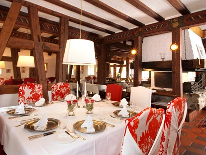 Golfurlaub - Deutschland - Kaminrestaurant - Romantik Hotel Johanniter-Kreuz