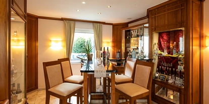 Golfurlaub - Deutschland - Bar im Wintergarten - Wunsch Hotel Mürz - Natural Health & Spa