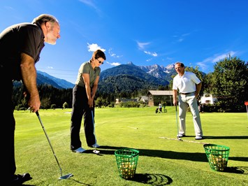 Hotel Glocknerhof **** Golfeinrichtungen im Detail Golfschule am GC Berg im Drautal