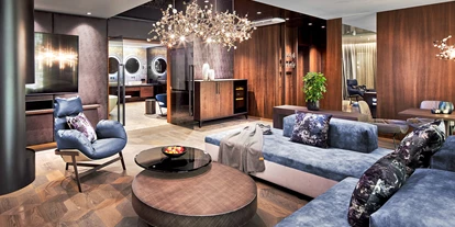 Golfurlaub - Deutschland - Luxury-Suite mit eigener 3in1-Kombisauna, Whirlpool und Weinklimaschrank - 5* Wellness- & Sporthotel Jagdhof