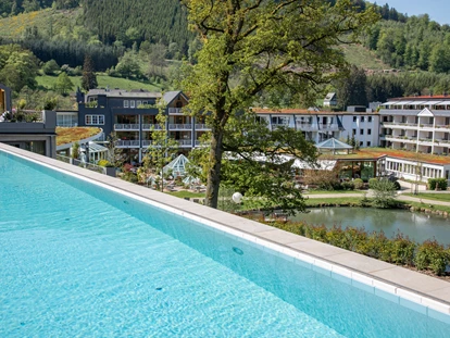 Golfurlaub - Deutschland - Infinity Pool im Adults-Only Wellnessbereich Hotel Deimann - Romantik- & Wellnesshotel Deimann