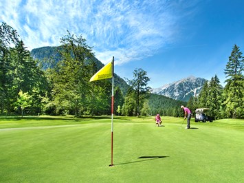KOSIS Sports Lifestyle Hotel Golfeinrichtungen im Detail Golfclub Achensee