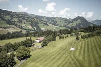 Golfhotel: Golfclub Gstaad Saanenland - GOLFHOTEL Les Hauts de Gstaad & SPA